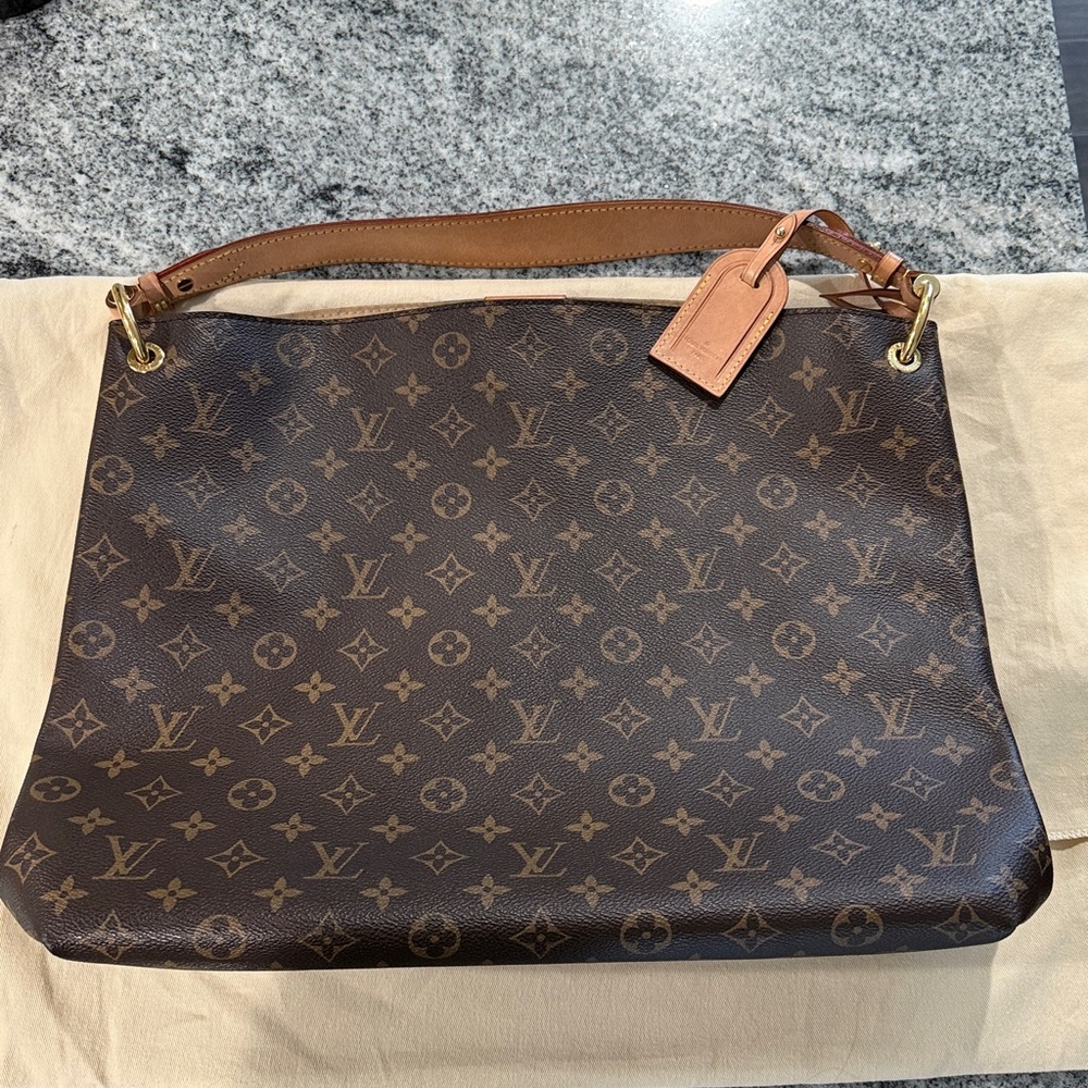 Louis Vuitton Graceful MM GREAT CONDITION!! - Picture 2 of 14